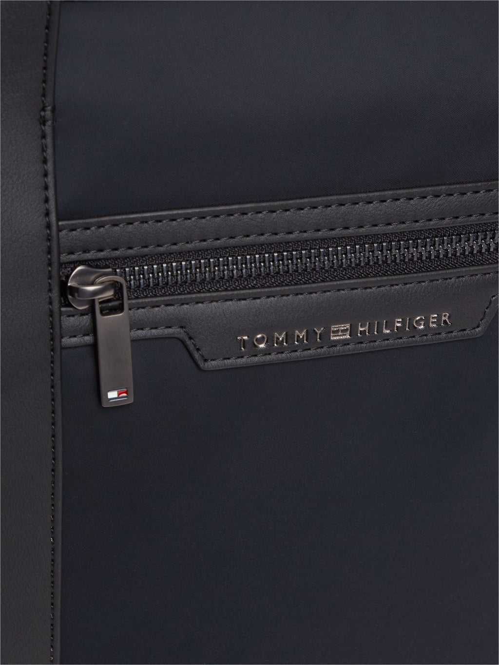Noir - TOMMY HILFIGER Sac duffle en tissu recyclé