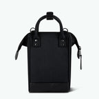 Nano Bag Cabaïa Berlin, porté en bandoulière